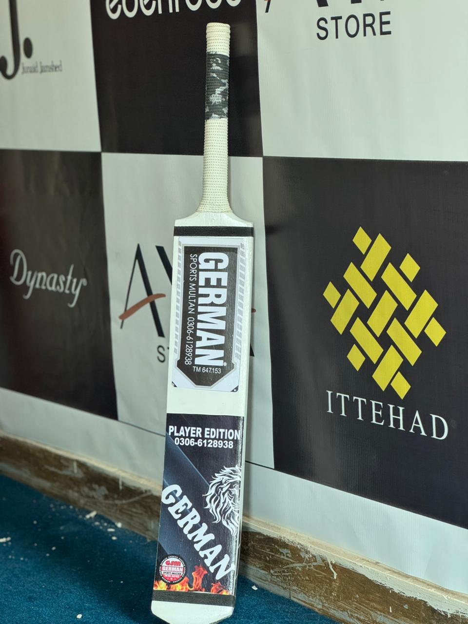 German Pure Coconut Wood Bat With Cover
